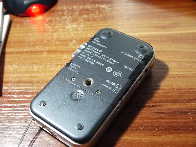 数码产品自用的录音mp3神器sonym10行货全套